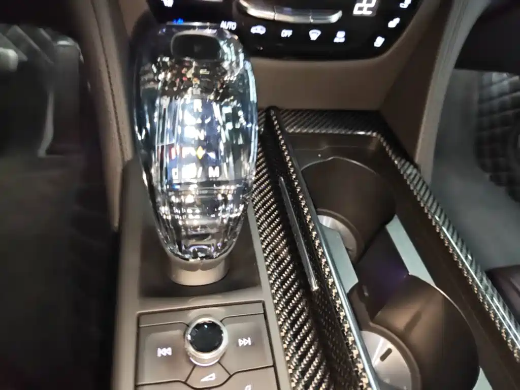 Cadillac CT6 — миниатюра 14