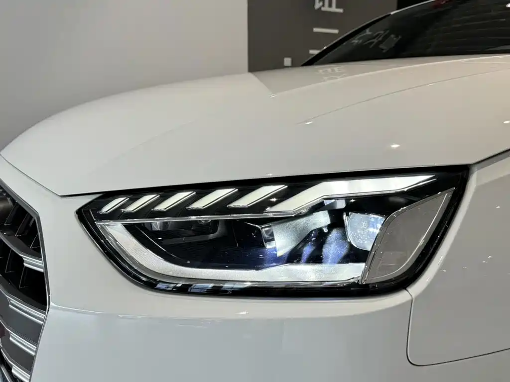 Audi A4L — миниатюра 20