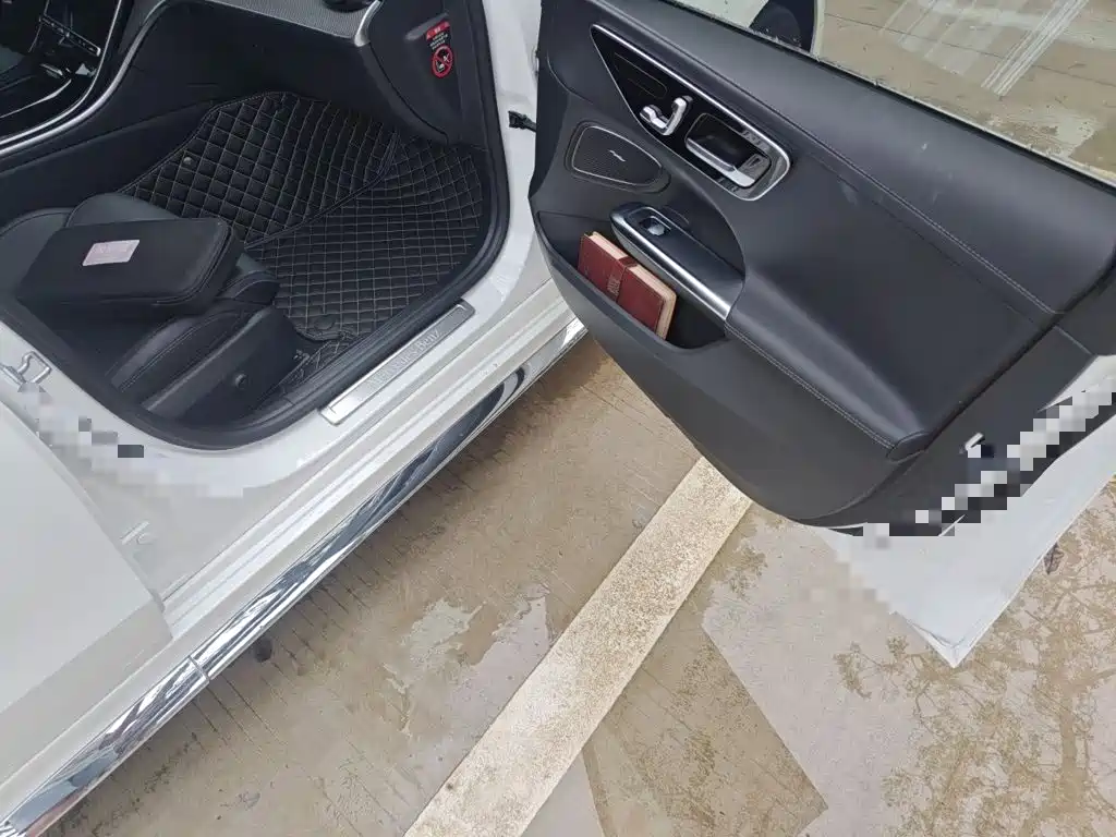 Mercedes-Benz C-Class — миниатюра 19
