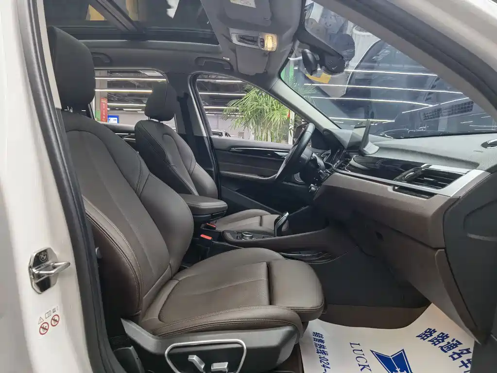BMW X1 — миниатюра 8
