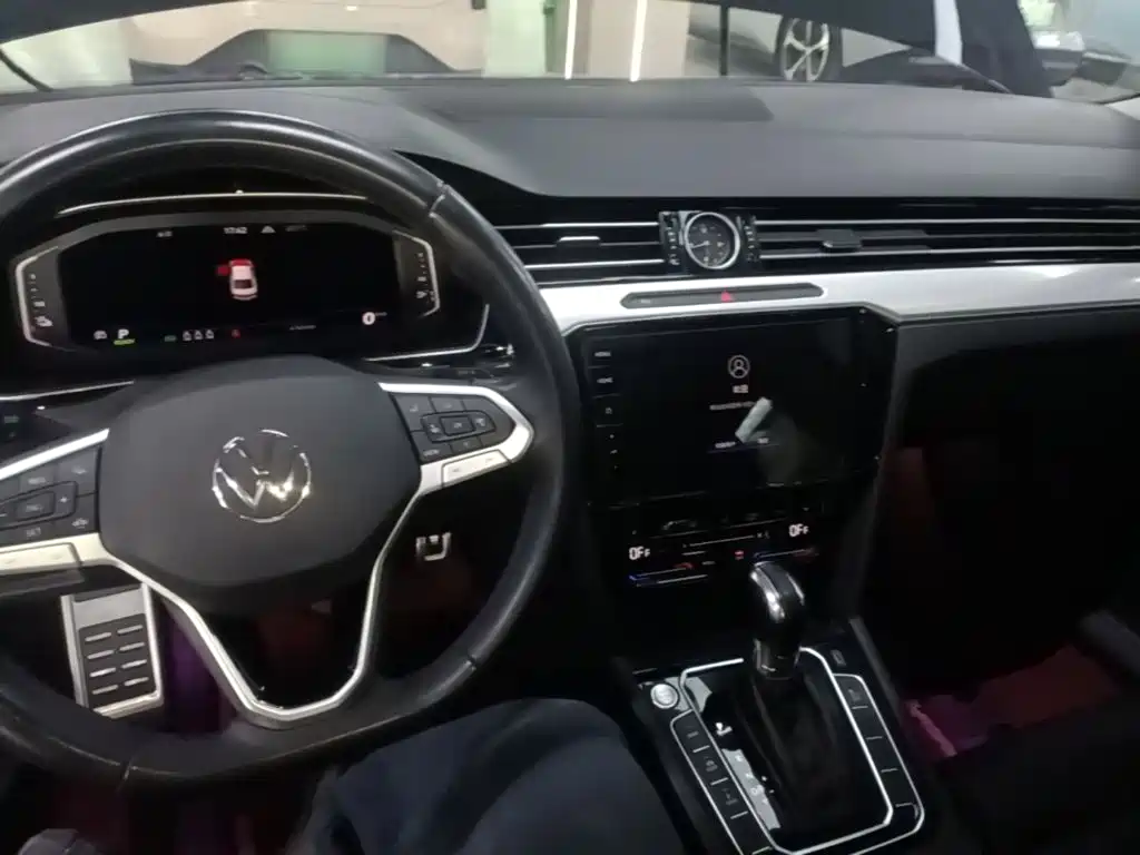 Volkswagen Magotan PHEV — миниатюра 10