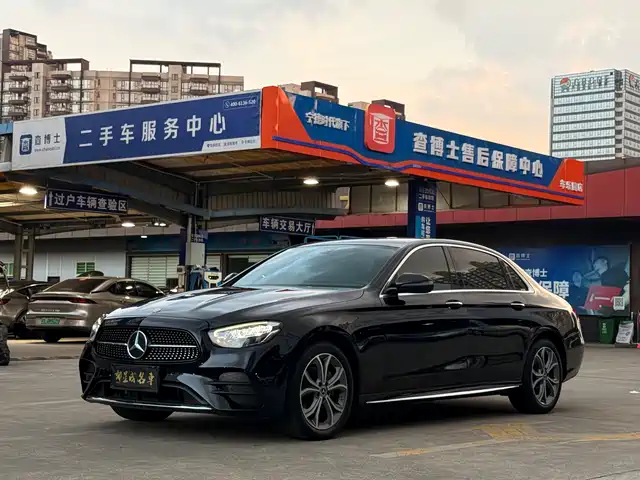 MERCEDES-BENZ E CLASS 2022