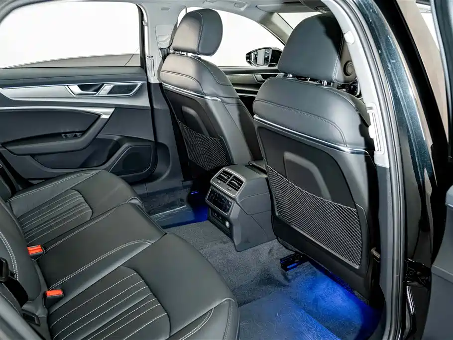 Audi A6L — миниатюра 22
