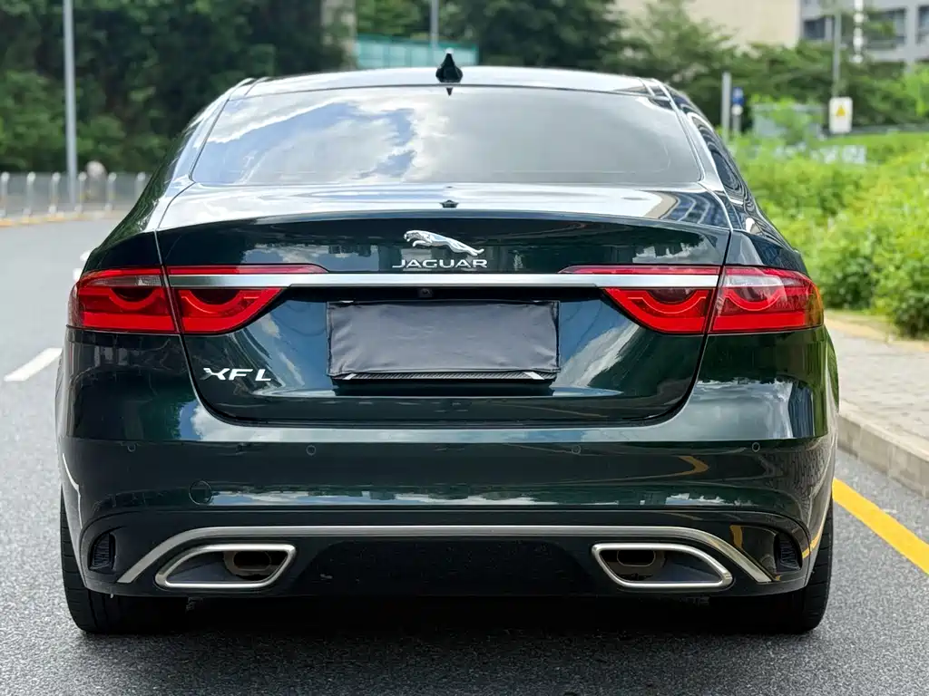 Jaguar XFL 2023 XFL 2.0T P250 Premium Luxury