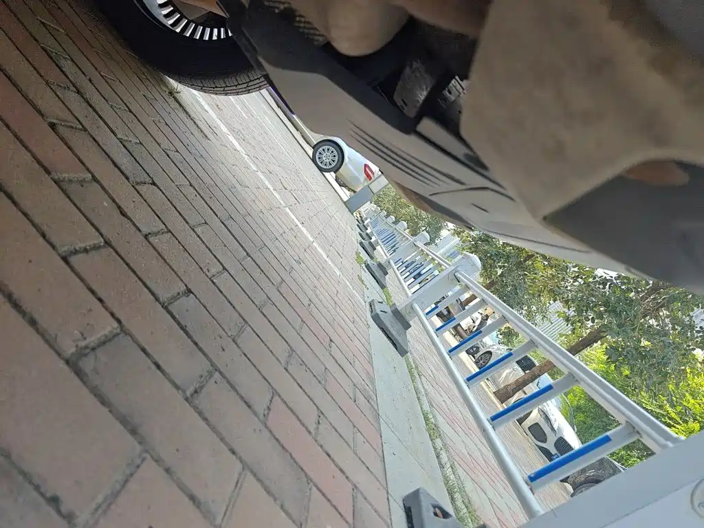Land Rover Range Rover — миниатюра 25