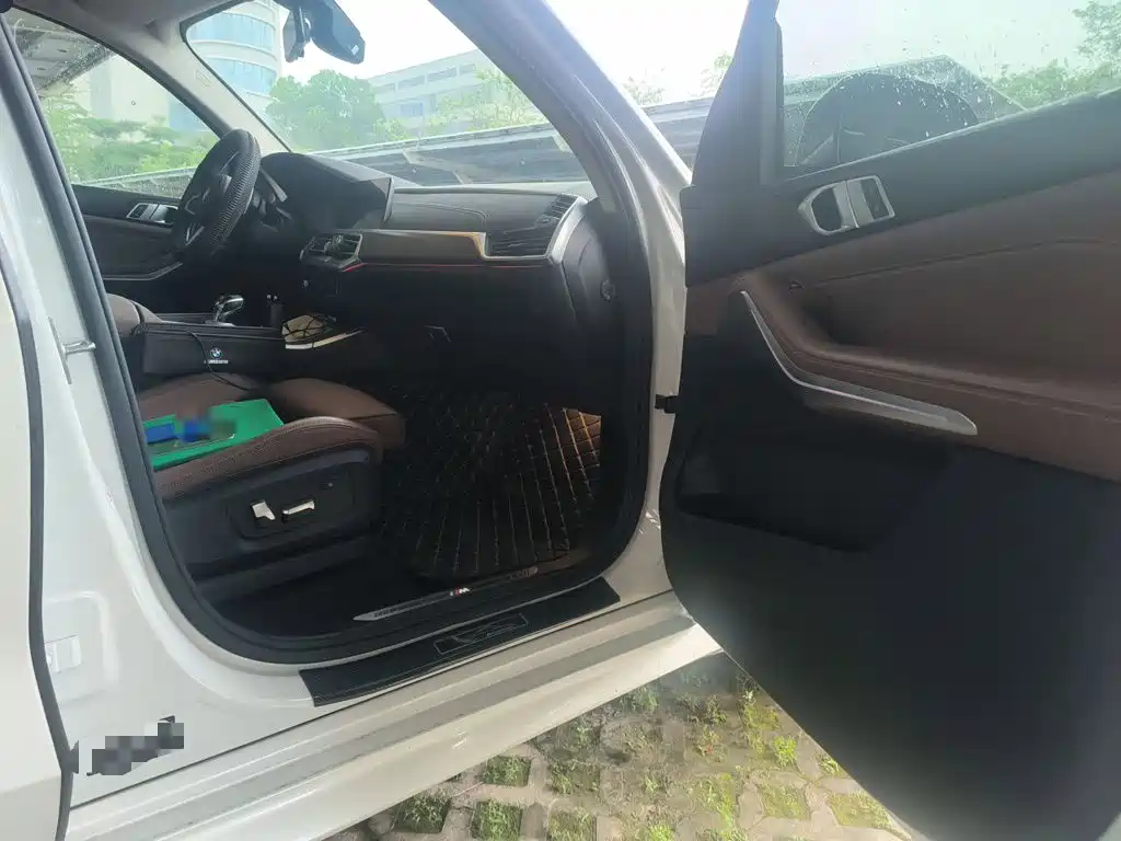BMW X5 (Import) — миниатюра 20