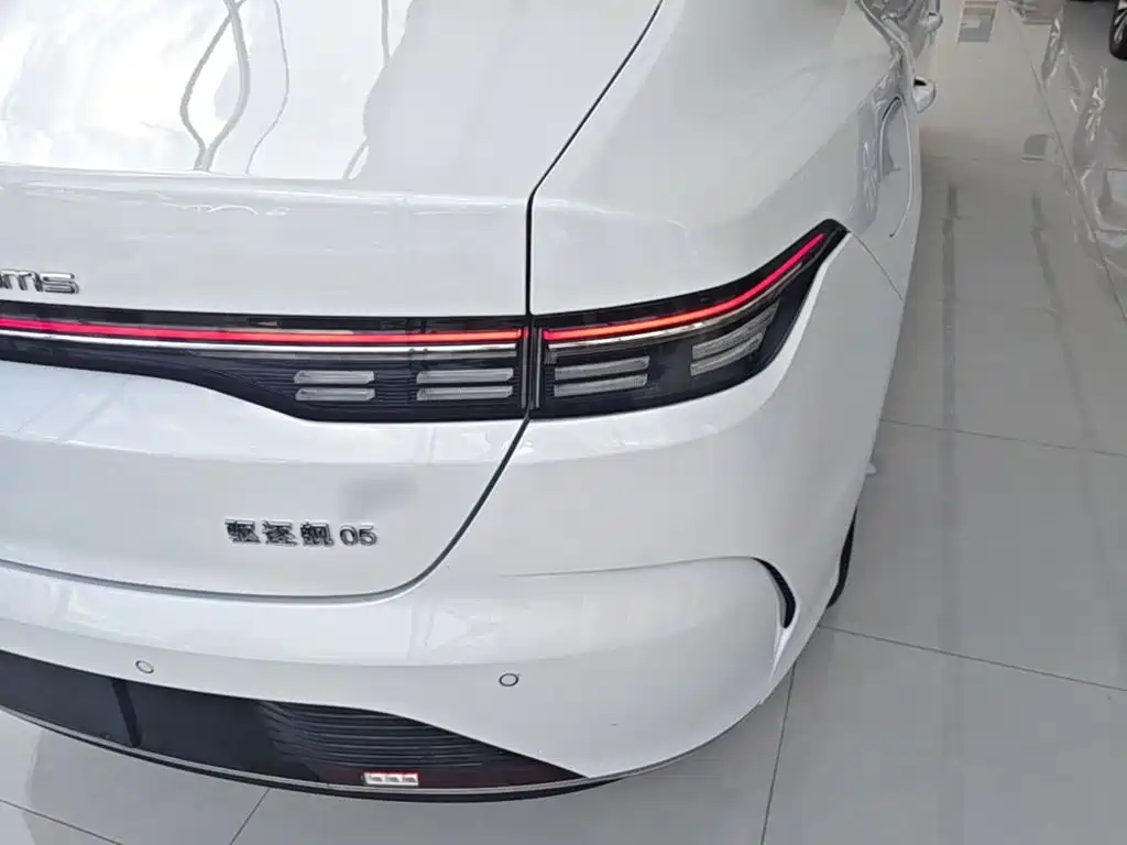 BYD Destroyer 05 — миниатюра 8