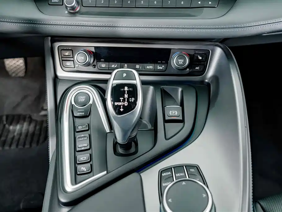 BMW i8 — миниатюра 20