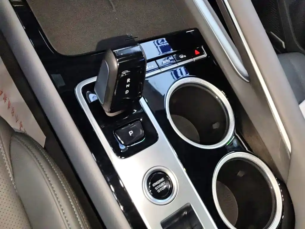 Geely Boyue — миниатюра 14