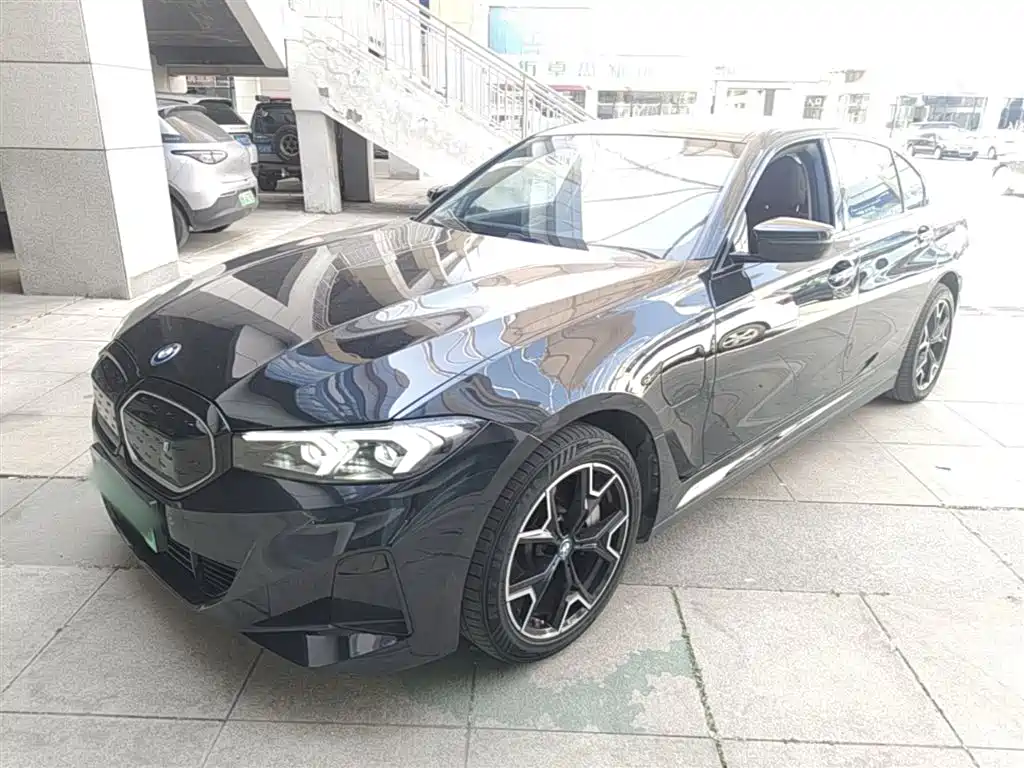 BMW i3 2023