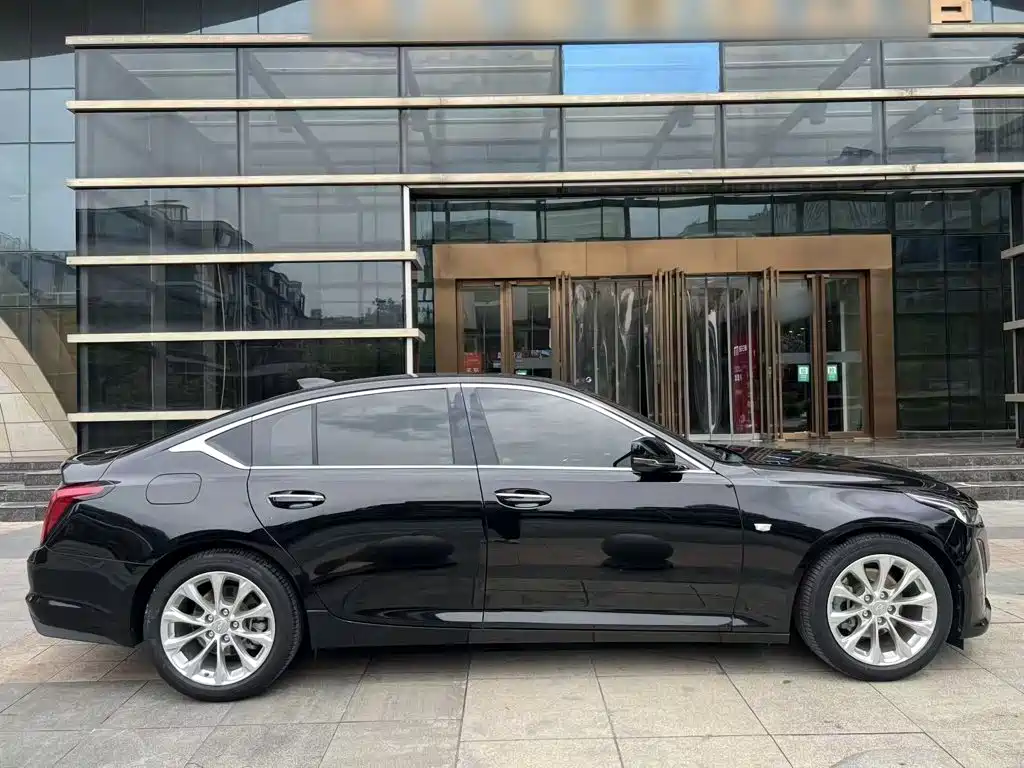 Cadillac CT5 — миниатюра 7