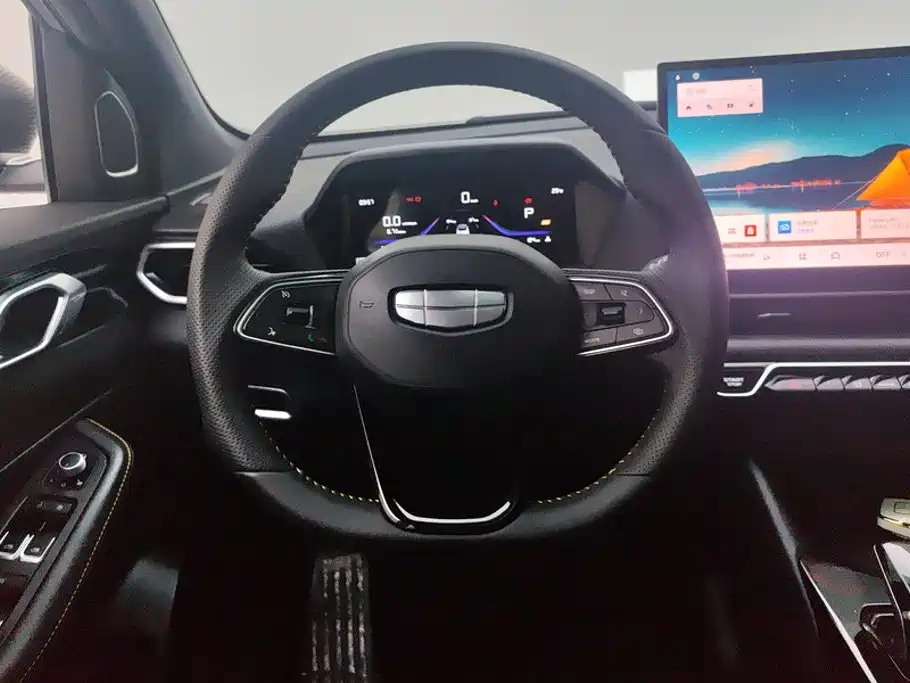 Geely Binyue — миниатюра 15
