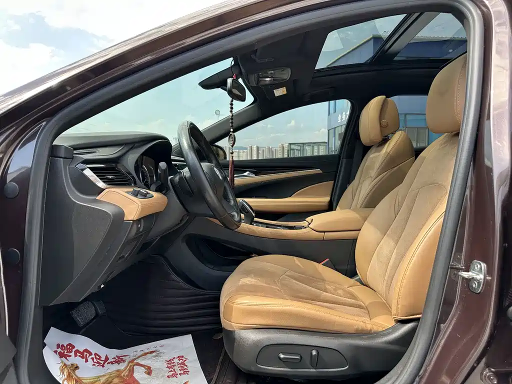 Buick LaCrosse — миниатюра 4