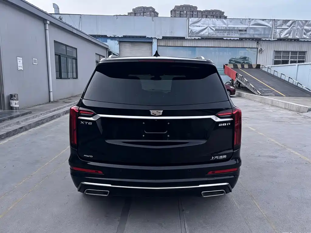 Cadillac XT6 — миниатюра 11