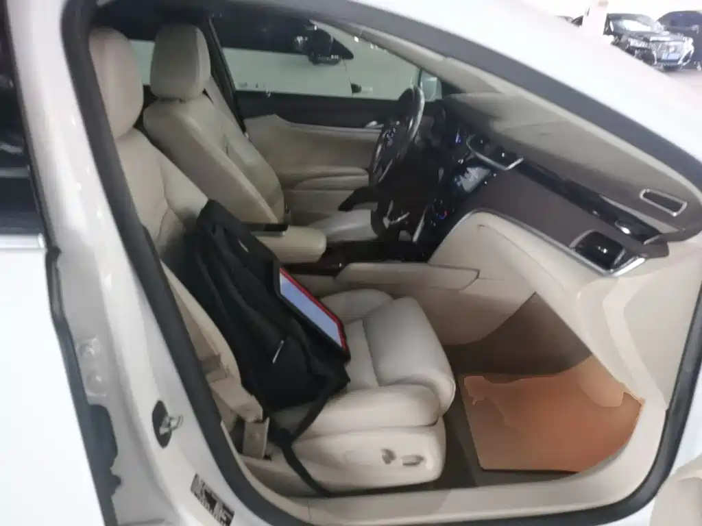 Cadillac XTS — миниатюра 25