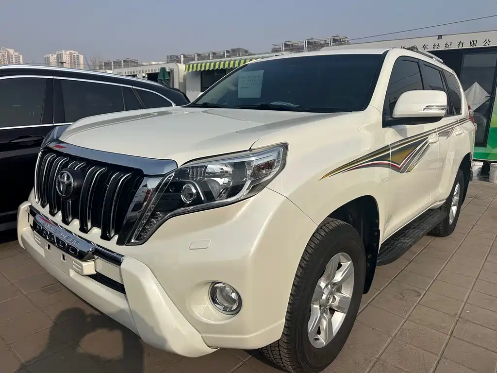 Toyota Prado (Import) 2015