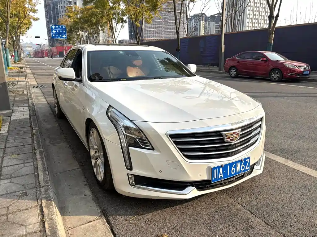 CADILLAC CT6
