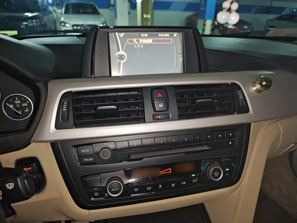 BMW 3 Series — миниатюра 6
