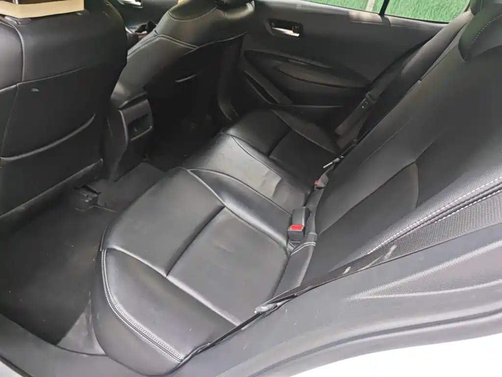 Toyota Corolla — миниатюра 13