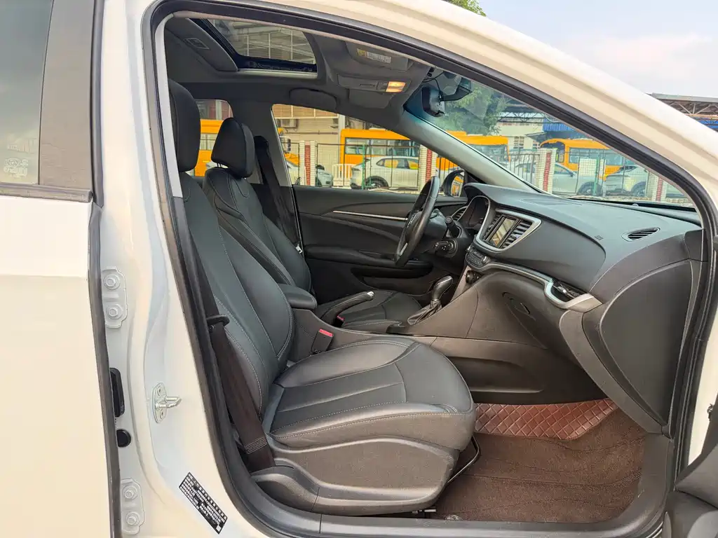 Buick Excelle — миниатюра 21