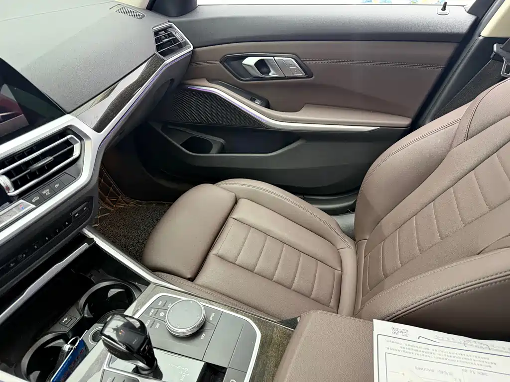 BMW 3 Series — миниатюра 8