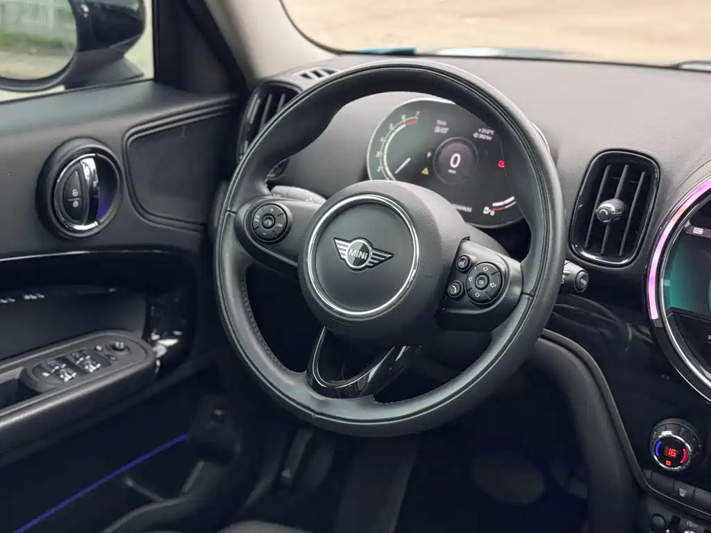 MINI Mini Countryman — миниатюра 16