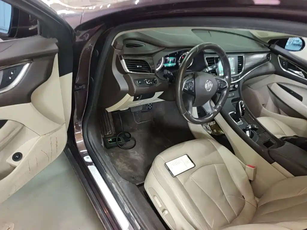 Buick LaCrosse — миниатюра 16