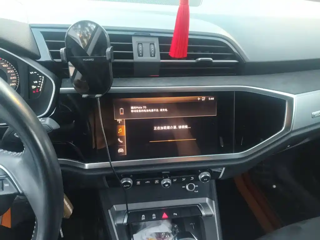 Audi Q3 — миниатюра 14
