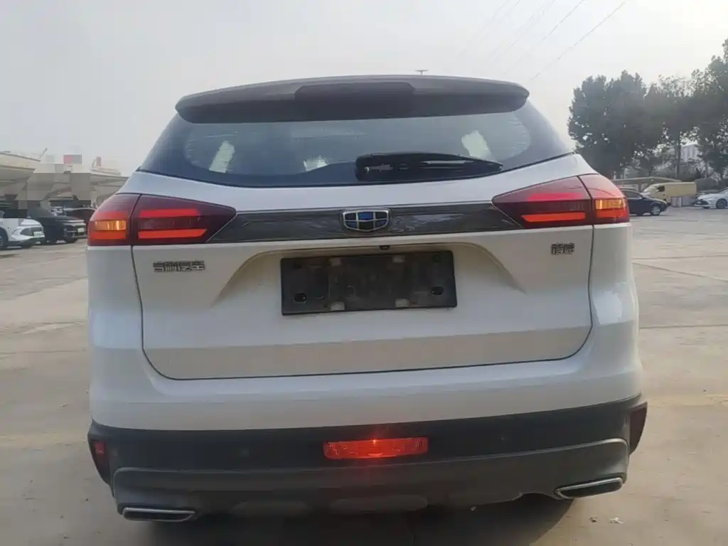 Geely Boyue — миниатюра 6
