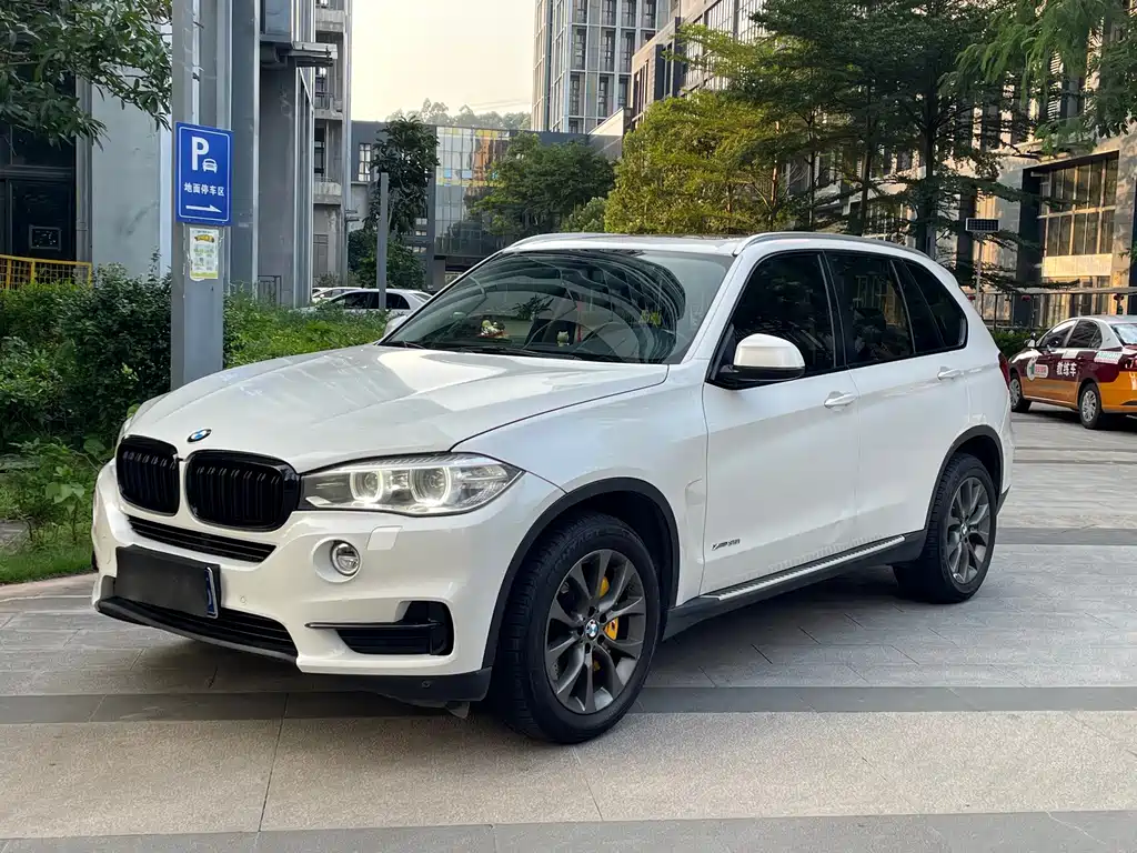 BMW X5 (Import)