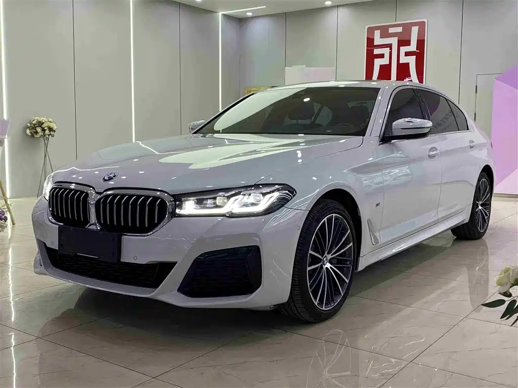 BMW 5 Series 2023