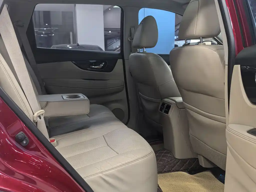 Nissan X-Trail 2017 2.5L CVT Luxury 4WD