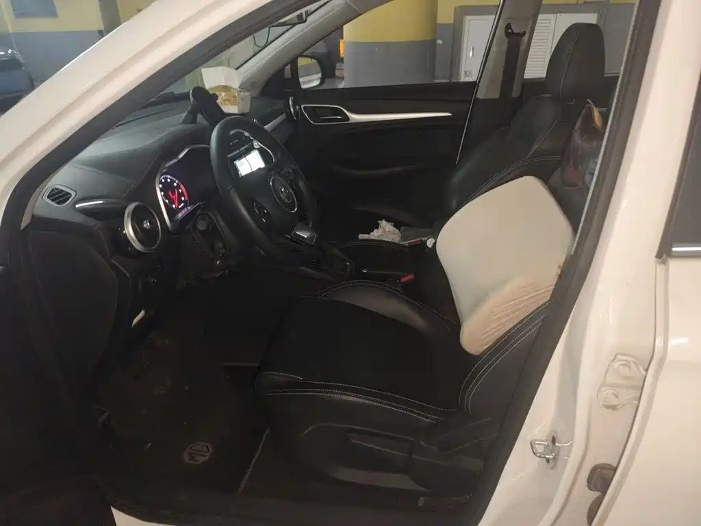 MG ZS — миниатюра 8
