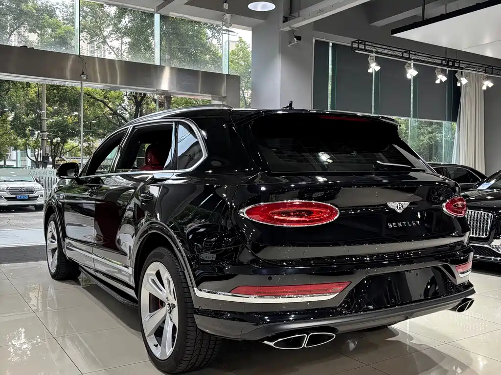 Bentley Bentayga 2024 4.0T V8