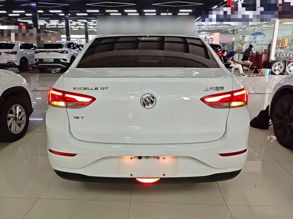 Buick Excelle — миниатюра 6