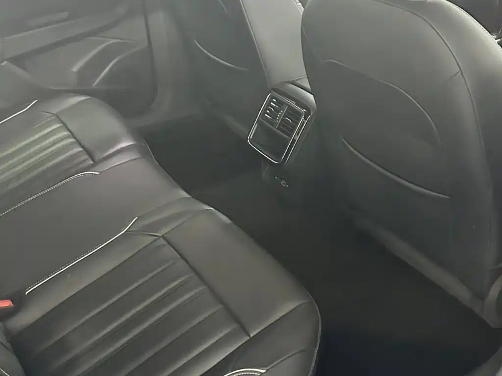 Volkswagen Passat — миниатюра 22