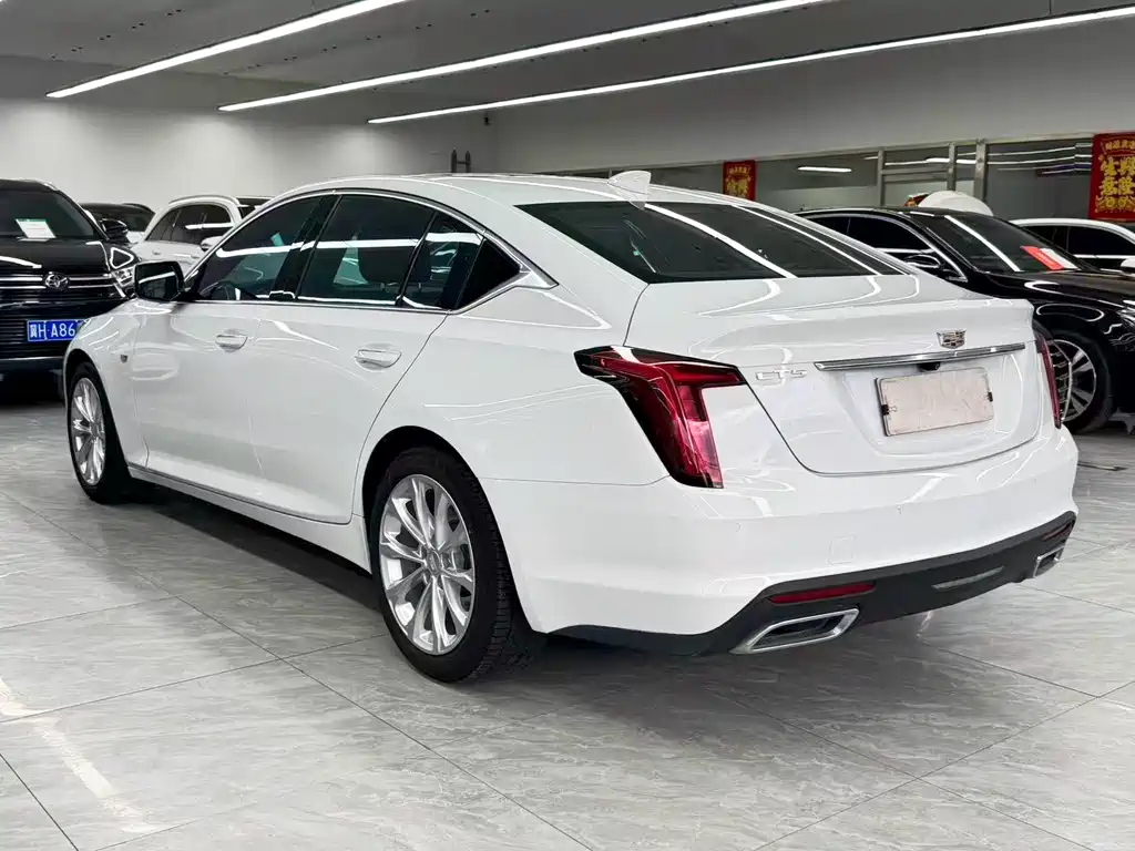 Cadillac CT5 — миниатюра 4
