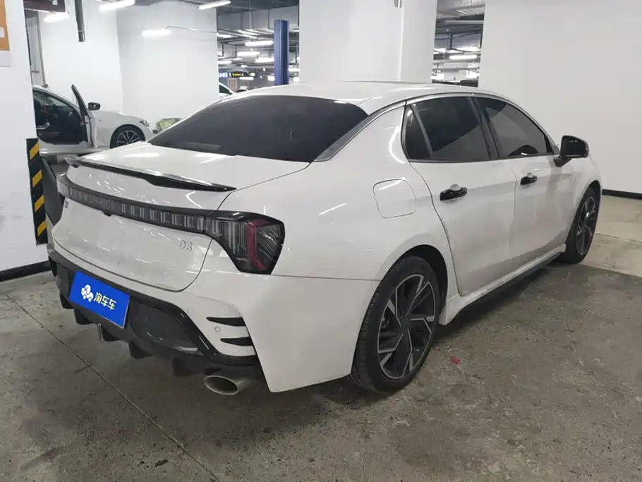 Lynk & Co 03 — миниатюра 3