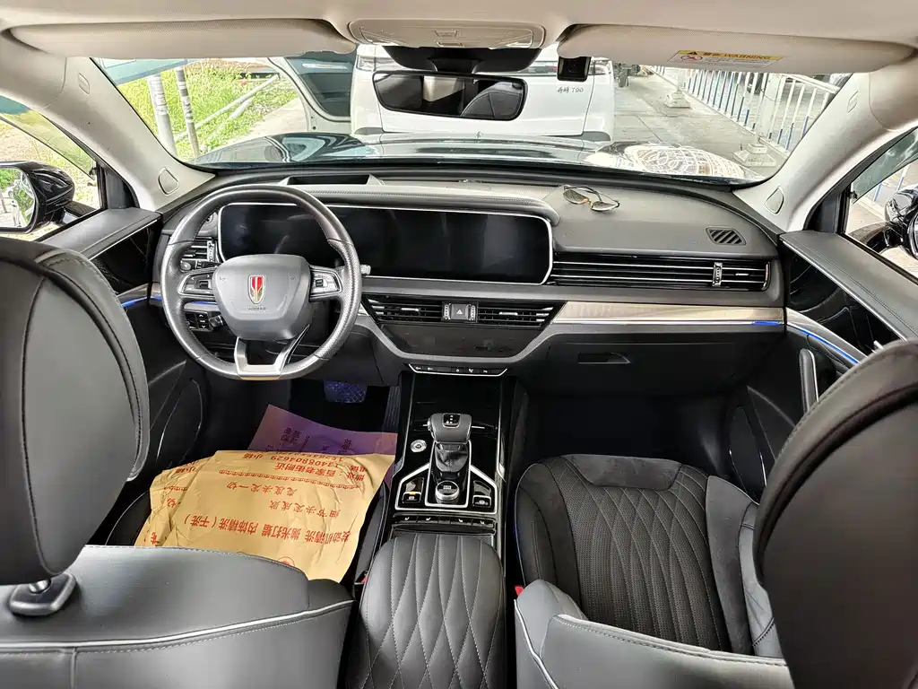 Hongqi Hongqi HS5 — миниатюра 4