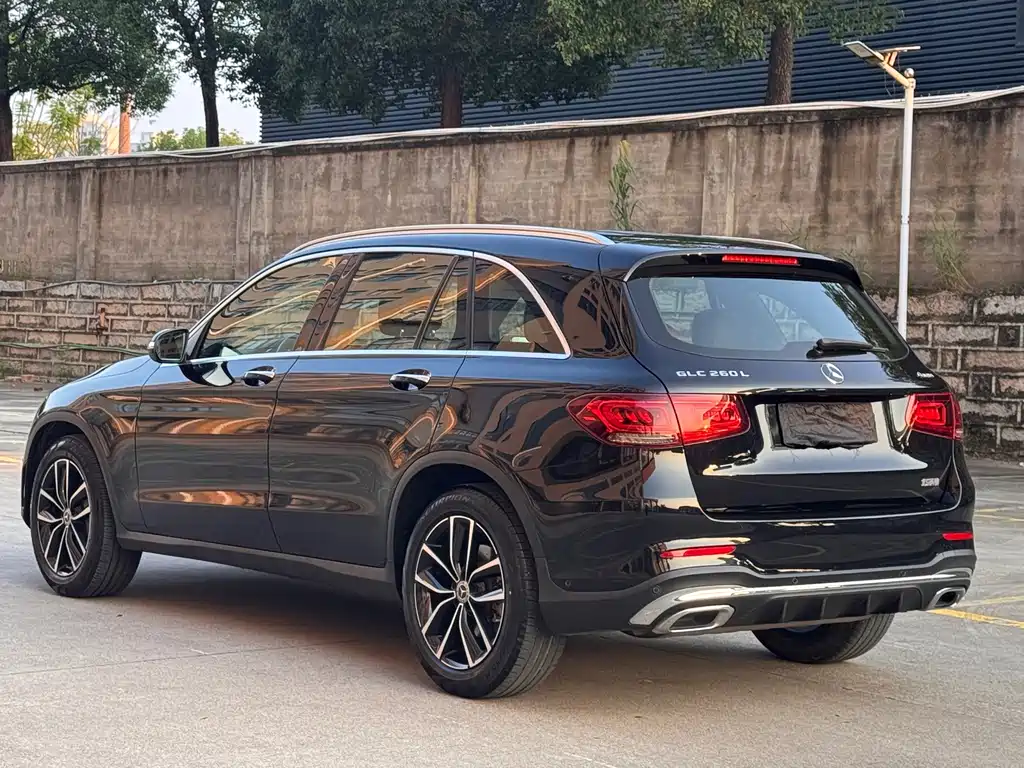 Mercedes-Benz GLC — миниатюра 9