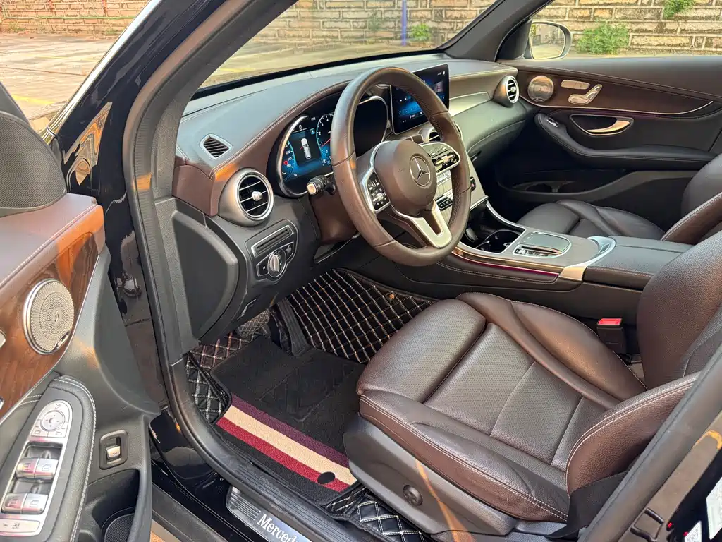 Mercedes-Benz GLC — миниатюра 4