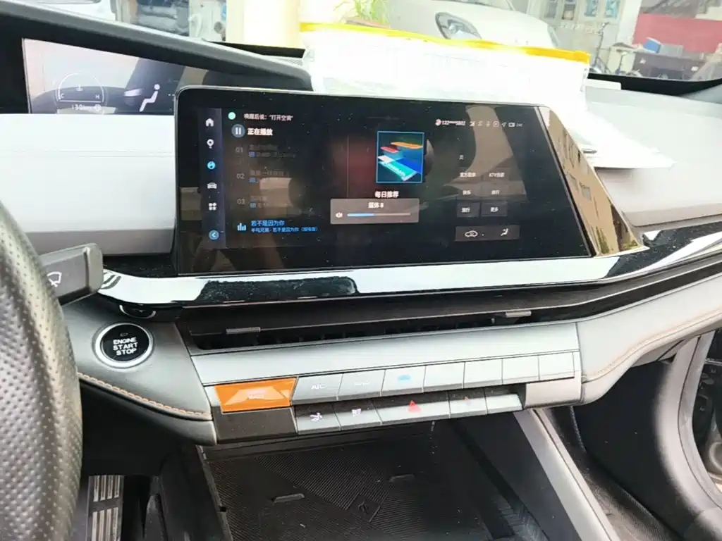 Changan UNI-V — миниатюра 18