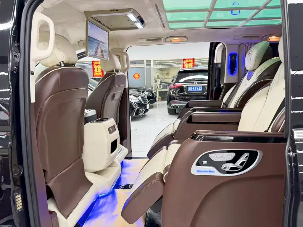 Mercedes-Benz Vito — миниатюра 14