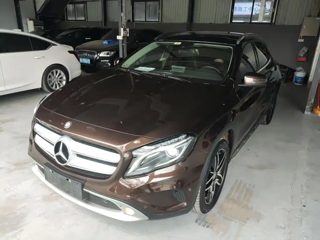 Mercedes-Benz GLA — миниатюра 16