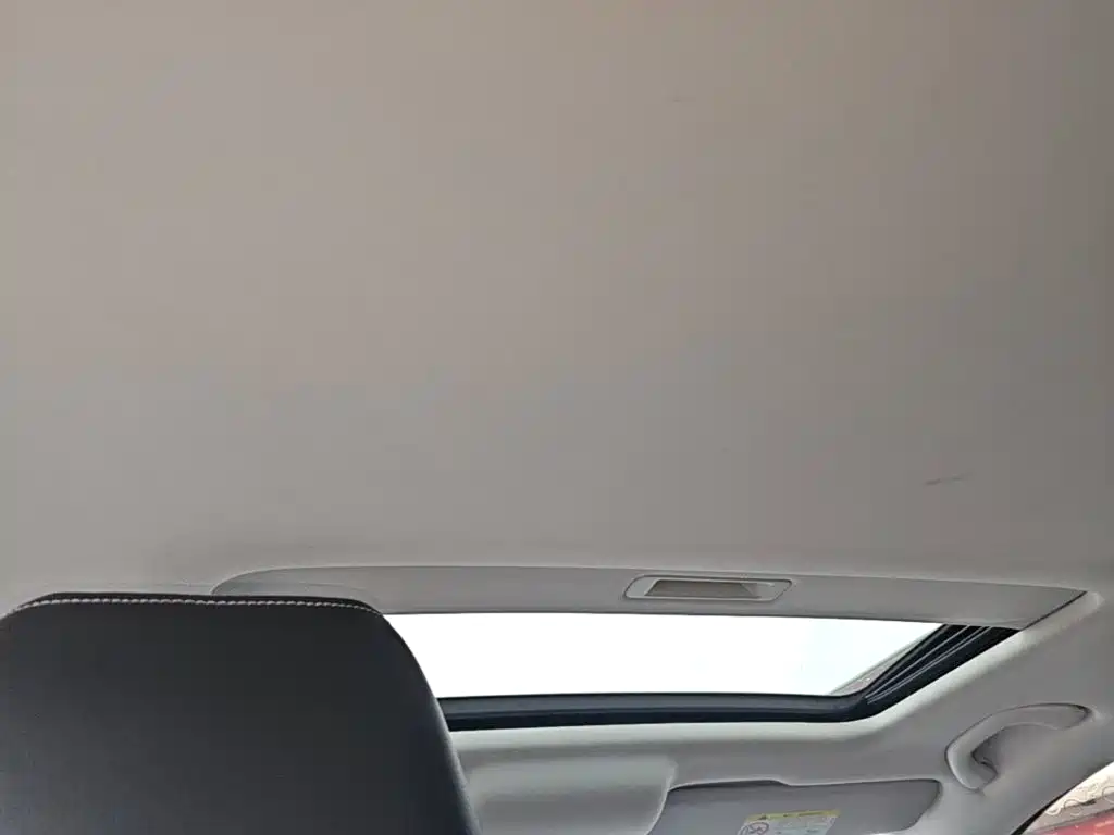 Skoda Rapid — миниатюра 18