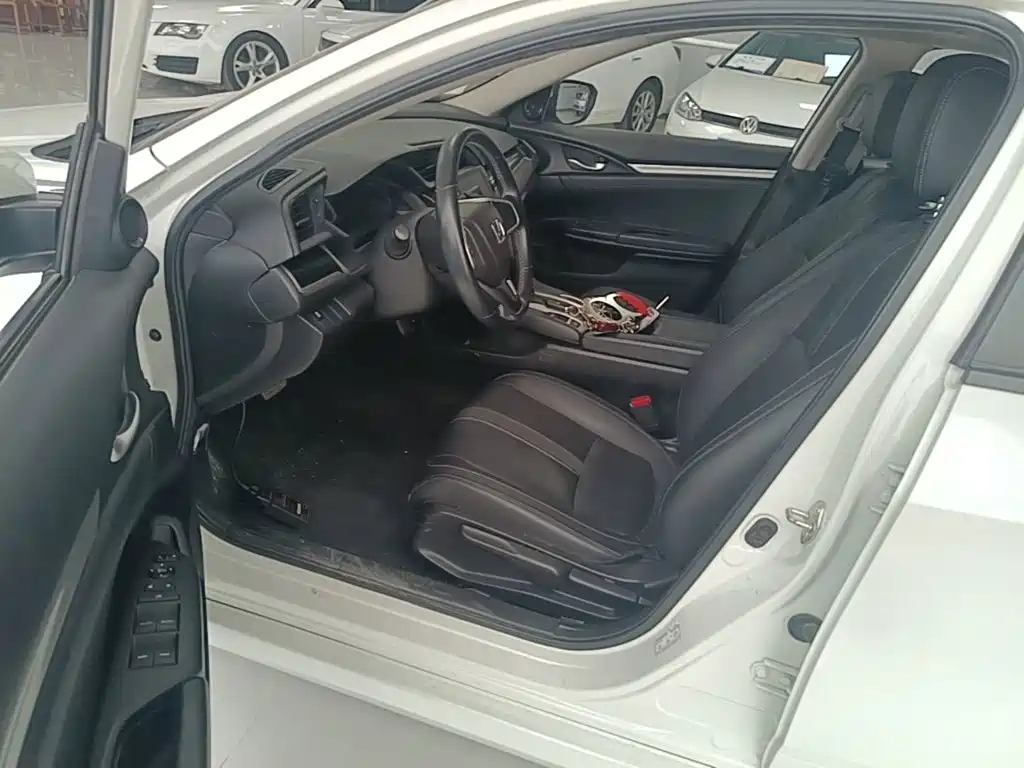 Honda Civic — миниатюра 15