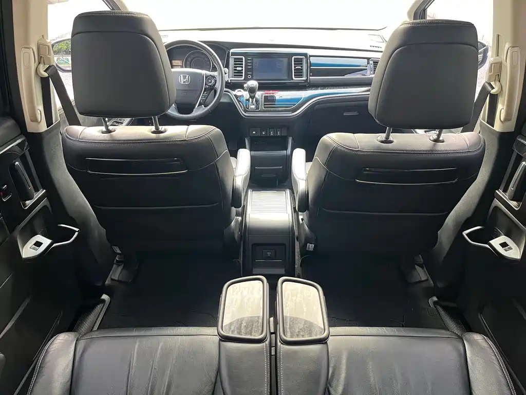 Honda Elysion — миниатюра 18