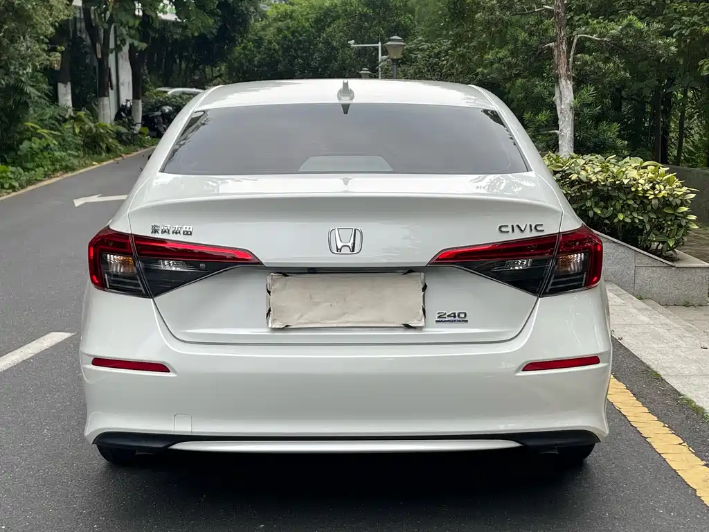 Honda Civic 2023 240TURBO CVT