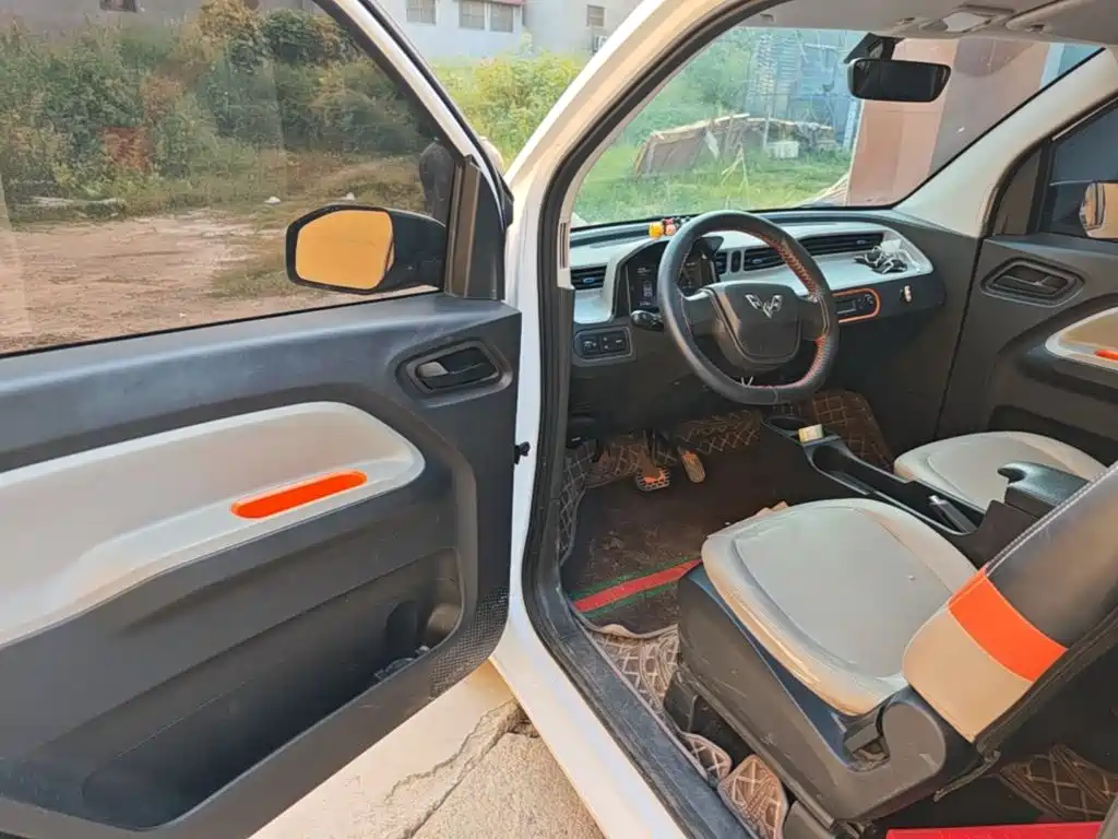 Wuling MINIEV — миниатюра 16