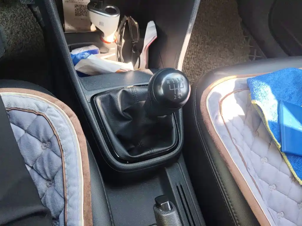 Volkswagen Jetta — миниатюра 17